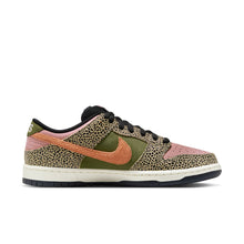 Load image into Gallery viewer, Nike SB "Dunk Low Pro QS" Arts Rec