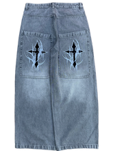 Load image into Gallery viewer, Gloe &quot;Cross v2&quot; Grey Wash Jean
