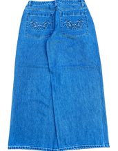 Load image into Gallery viewer, Gloe &quot;Tribal Heart&quot;  Blue Jean
