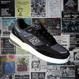 New Balance "933 Reynolds" Black/Navy